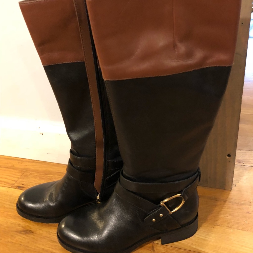 Bandolino English Riding Boots. Black/Tan Leather